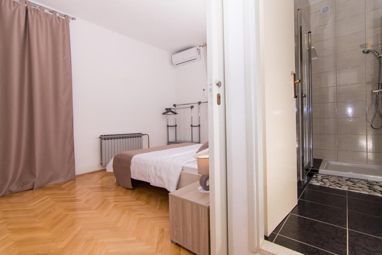 Apartmani Mlacic Donji Okrug  Eksteriør billede